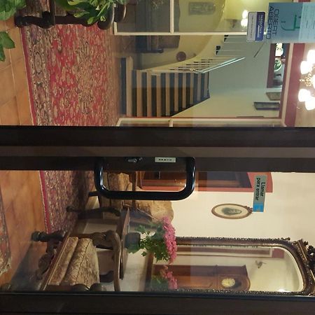 Hostal Residencia Catalina Palamós Zewnętrze zdjęcie