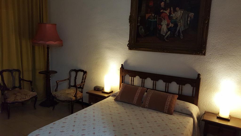 Hostal Residencia Catalina Palamós Zewnętrze zdjęcie