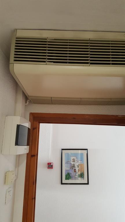 Hostal Residencia Catalina Palamós Zewnętrze zdjęcie