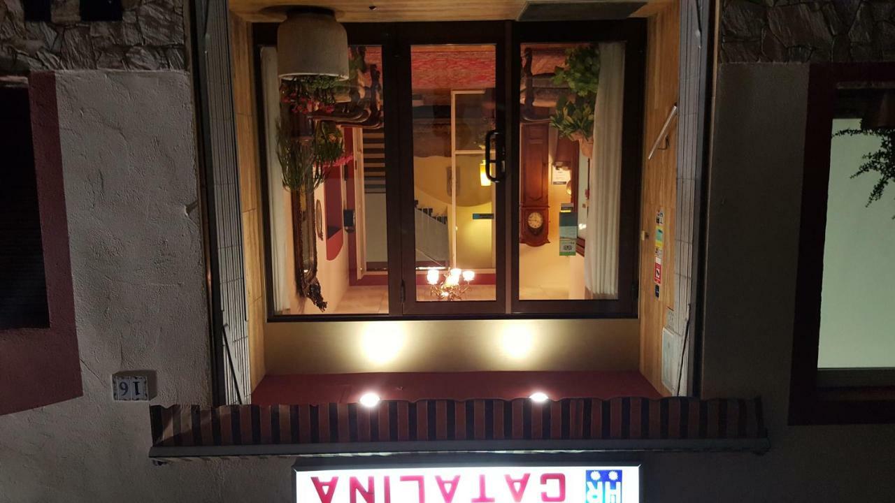 Hostal Residencia Catalina Palamós Zewnętrze zdjęcie
